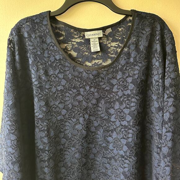Catherines Lace Tunic Top Blouse Short Sleeve Sheer Relaxed Navy 2X or 22/24W - Picture 2 of 13